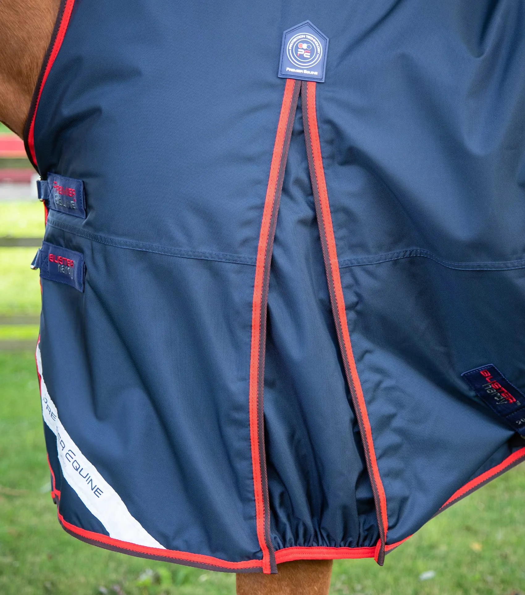 Buster Hardy 200g Half Neck Turnout Rug Navy