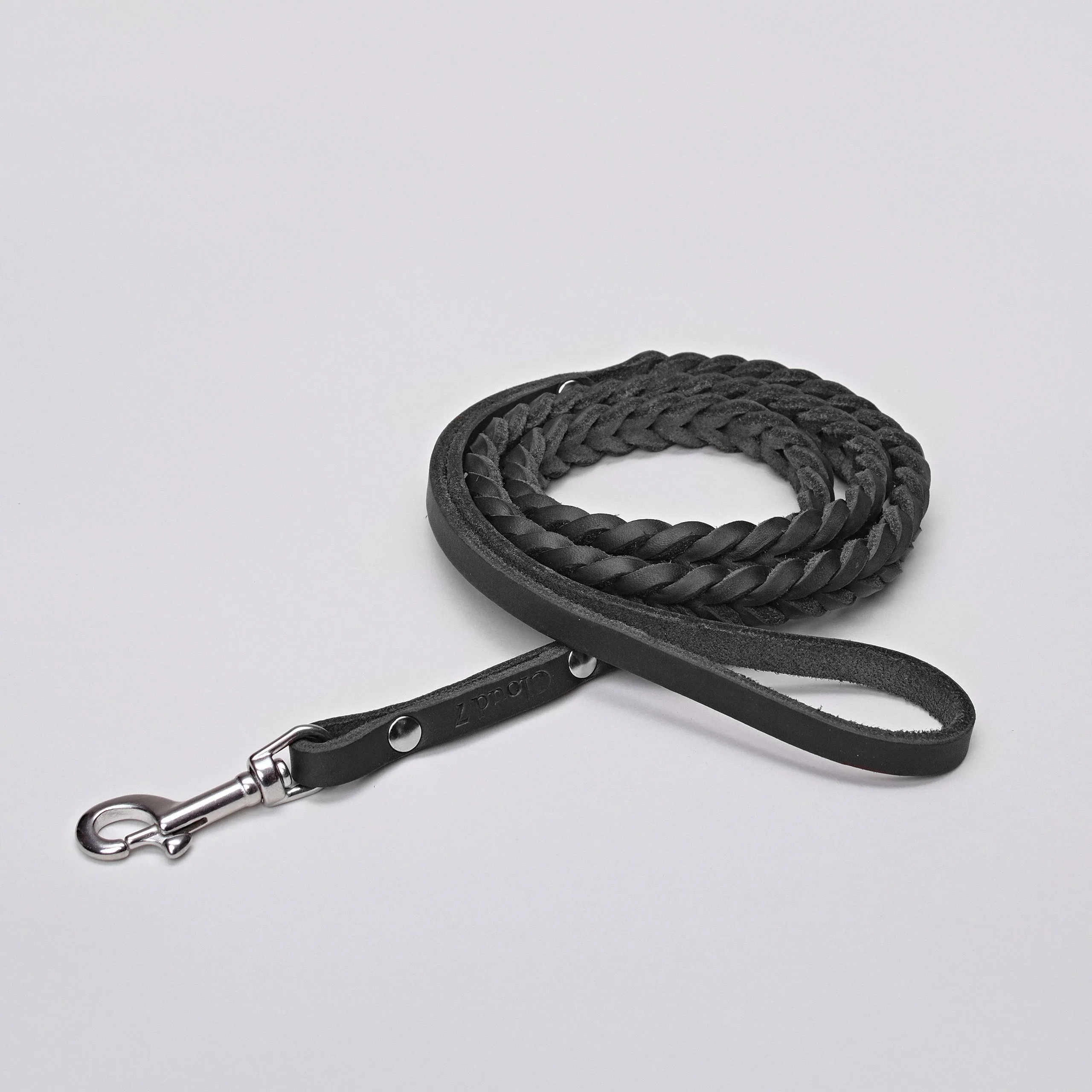 Cloud7: Central Park Black Leather Dog Leash