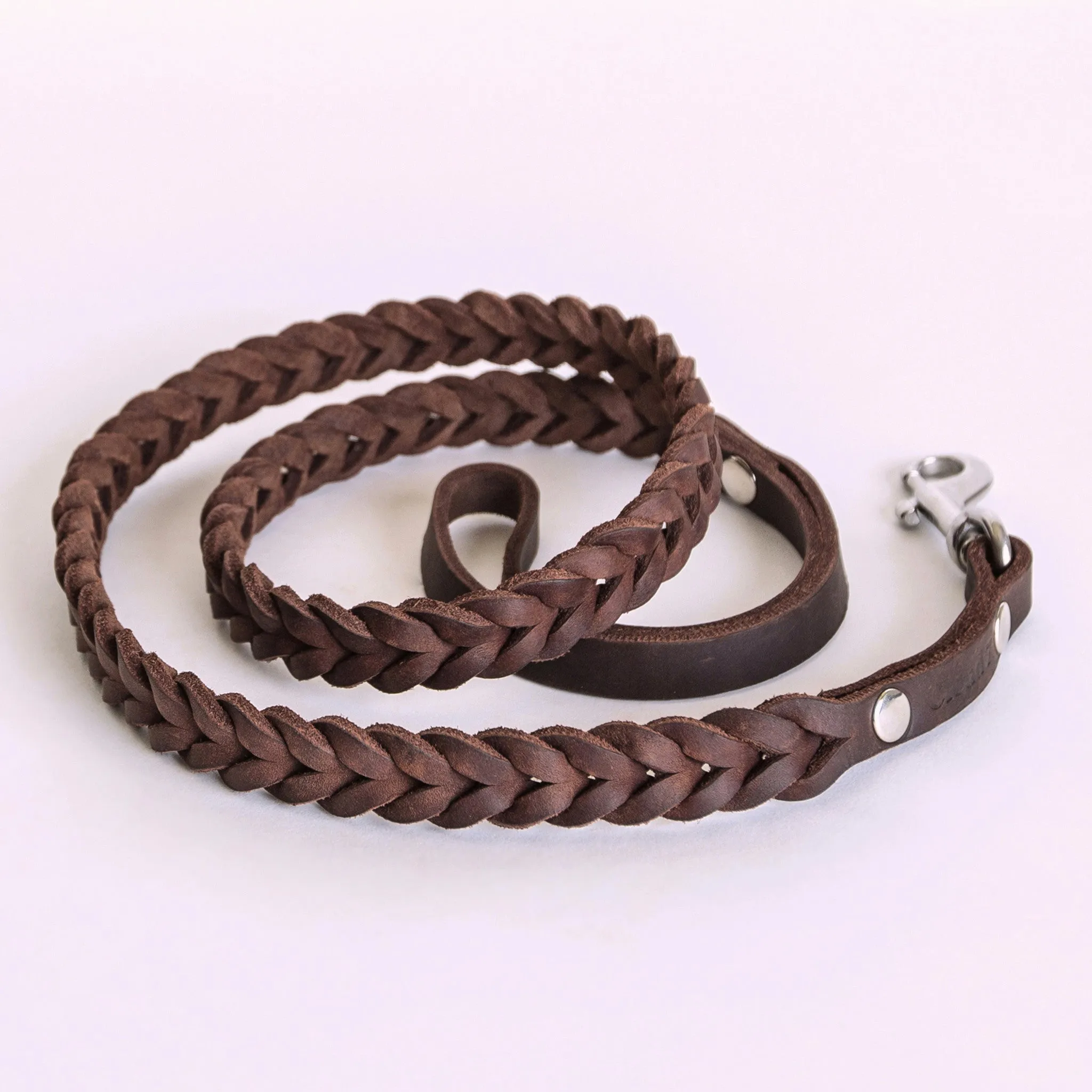 Cloud7: Central Park Saddle Brown Leather Dog Leash