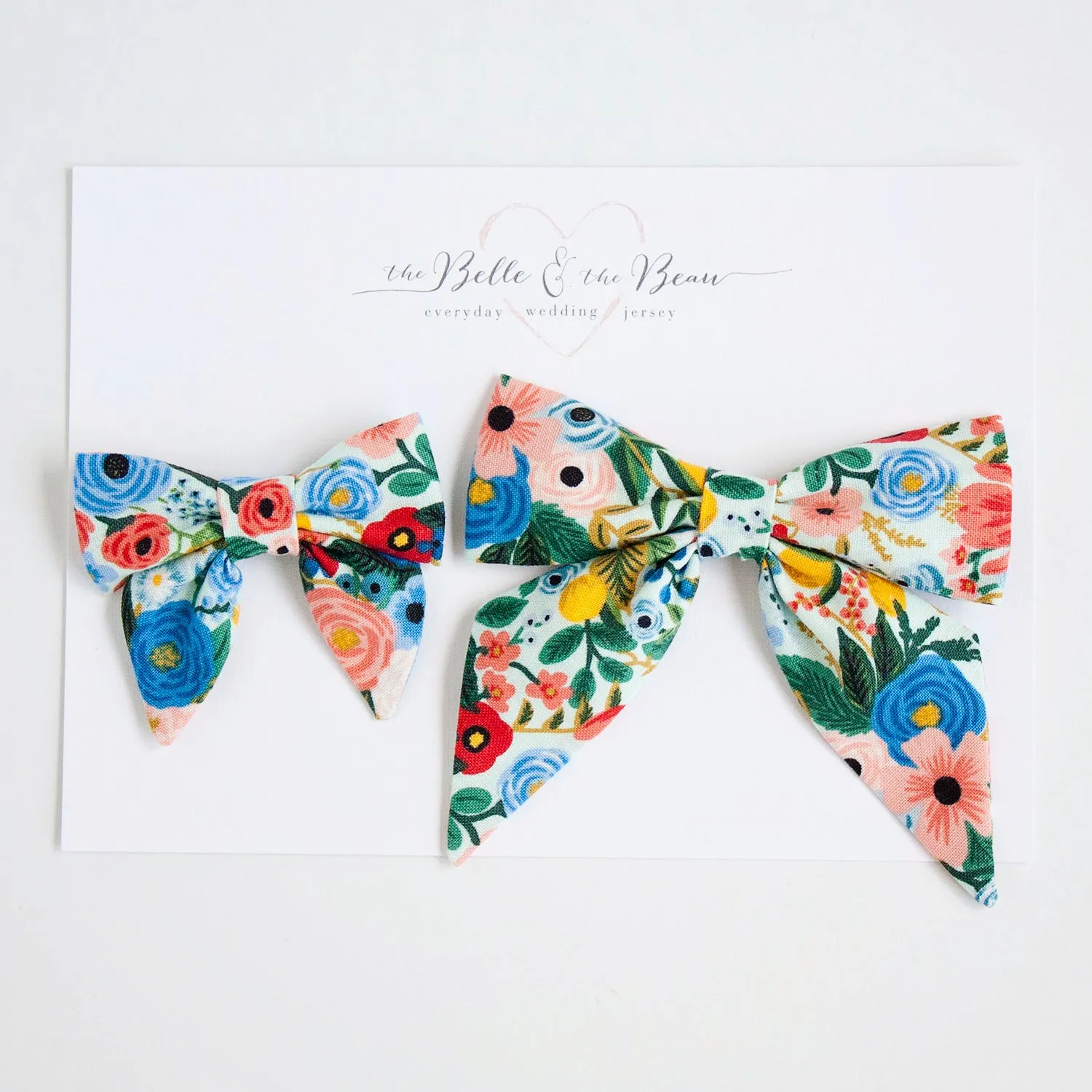 Men's Pre-Tied Bow Tie / Petite Garden Party In Blue